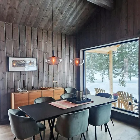 Centrally Located In Semesterbostad *