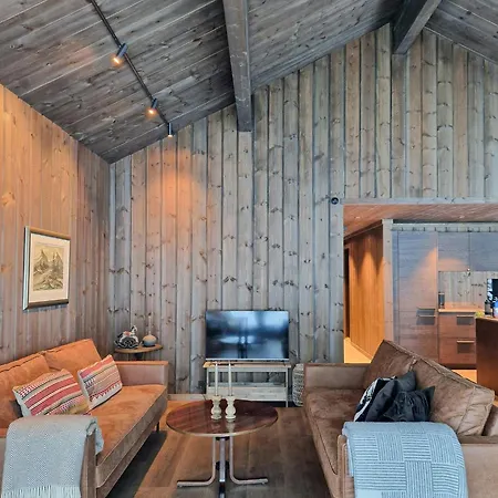 Centrally Located In Semesterbostad *